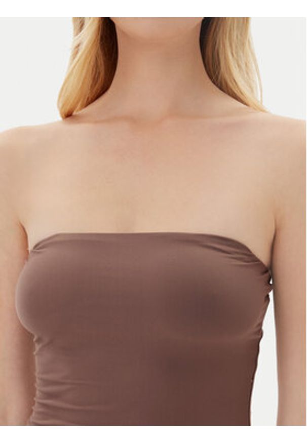 Guess Sukienka codzienna O5GK00 KCDE0 Brązowy Bodycon Fit. Okazja: na co dzień. Kolor: brązowy. Materiał: syntetyk. Typ sukienki: bodycon, proste. Styl: casual