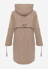 Renee - Brązowa Przejściowa Kurtka Parka z Rękawami z Możliwością Podpięcia Tinarae. Okazja: na spacer. Kolor: brązowy #2