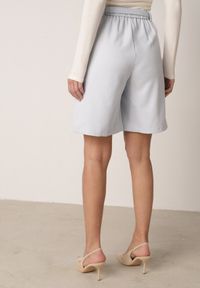 Born2be - Niebieskie Szorty z Wysokim Stanem Bermudy z Paskiem Haidis. Okazja: na co dzień. Stan: podwyższony. Kolor: niebieski. Materiał: materiał. Styl: casual #6