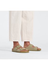 Birkenstock - Klapki damskie BIRKENSTOCK ARIZONA BF FADED KHAKI. Kolor: zielony
