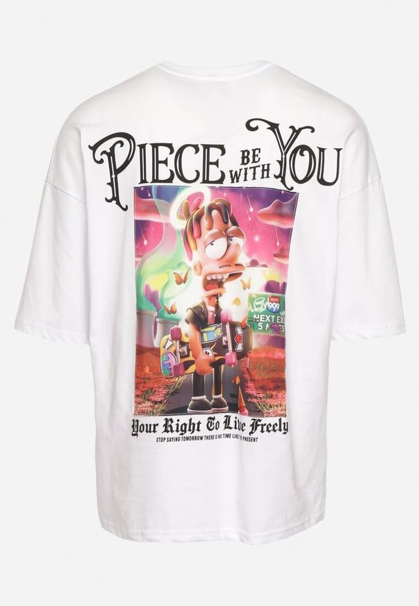 Born2be - Biała Koszulka z Bawełny Ozdobiona Naszywkami Ranessa. Okazja: na co dzień. Kolor: biały. Materiał: bawełna. Wzór: aplikacja. Styl: casual