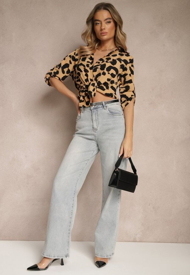 Renee - Ciemnobeżowa Koszula z Dodatkiem Bawełny w Cętki Efamara. Okazja: na co dzień. Typ kołnierza: kołnierzyk klasyczny. Kolor: beżowy. Materiał: bawełna. Długość rękawa: długi rękaw. Długość: długie. Styl: klasyczny, casual, elegancki