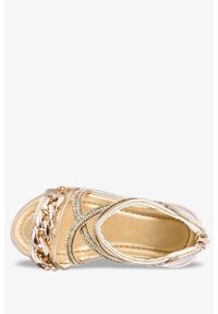 Casu - Złote sandały z łańcuchem z zamkiem na pięcie casu 939b. Zapięcie: zamek. Kolor: złoty #1