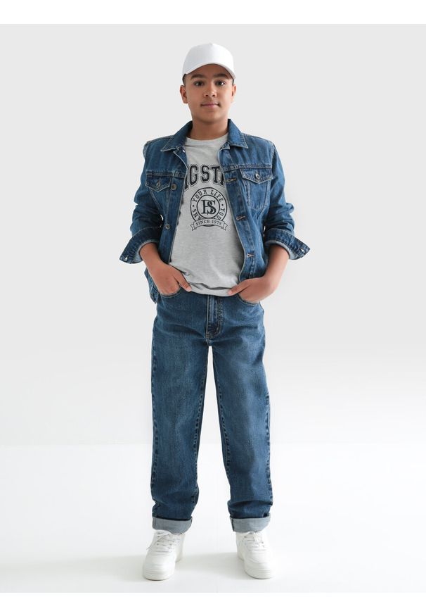 Big-Star - Jeansy chłopięce o luźnym kroju granatowe Isaam 482. Okazja: na uczelnię, na co dzień. Stan: podwyższony. Kolor: niebieski. Materiał: jeans. Styl: młodzieżowy, klasyczny, casual, elegancki