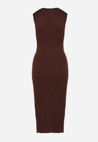 Born2be - Brązowa Elegancka Sukienka Ołówkowa z Dzianiny z Wiskozą z Guzikami i Paskiem Ezerria. Okazja: do pracy, na co dzień. Kolor: brązowy. Materiał: dzianina, wiskoza. Wzór: aplikacja. Typ sukienki: ołówkowe. Styl: elegancki #6