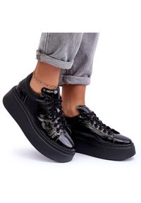 Lemar Damskie Buty Sportowe Lakierowane na Platformie Czarne Milonia. Zapięcie: sznurówki. Kolor: czarny. Materiał: lakier. Obcas: na platformie #8