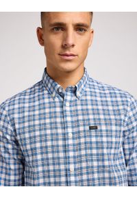 Lee - LEE MĘSKA KOSZULA LEE BUTTON DOWN ATLANTIC 112349957. Typ kołnierza: button down