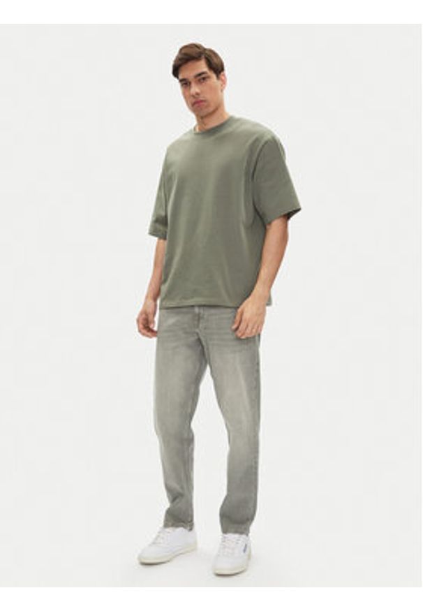 Mustang Jeansy Denver 1016328 Szary Tapered Fit. Kolor: szary