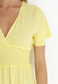 Born2be - Żółta Sukienka z Wiskozy Gulpari. Kolor: żółty. Materiał: wiskoza. Długość: mini #5