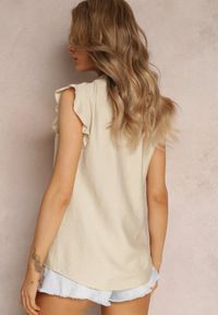 Renee - Jasnobeżowa Rozszerzana Bluzka Top z Wiązaniem przy Dekolcie Anga. Okazja: na co dzień. Typ kołnierza: kołnierz z falbankami. Kolor: beżowy. Styl: casual