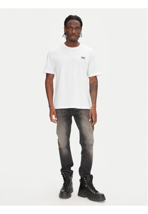 Just Cavalli T-Shirt 78OAHE11 Biały Regular Fit. Kolor: biały. Materiał: bawełna