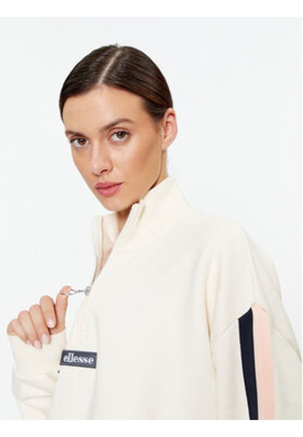 Ellesse Bluza Filippa SGQ16951 Beżowy Relaxed Fit. Kolor: beżowy. Materiał: bawełna