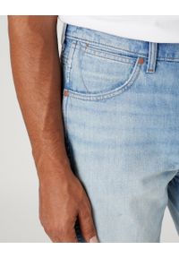 Wrangler - WRANGLER FRONTIER SHORT MĘSKIE SZORTY KRÓTKIE SPODENKI SUNFADE W16WEI180. Długość: krótkie