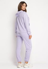 Born2be - Jasnofioletowy 2-częściowy Komplet Dresowy z Bluzą i Spodniami Apidra. Kolor: fioletowy. Materiał: dresówka
