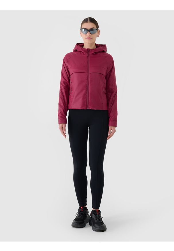 4f - 4F Kurtka puchowa z wypełnieniem syntetycznym damska - czerwona S. Okazja: na co dzień. Typ kołnierza: kaptur. Kolor: czerwony. Materiał: syntetyk, puch. Długość: długie. Wzór: gładki. Sezon: zima. Styl: klasyczny, casual, sportowy