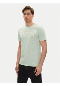 Mustang T-Shirt Austin 1016480 Zielony Regular Fit. Kolor: zielony. Materiał: bawełna