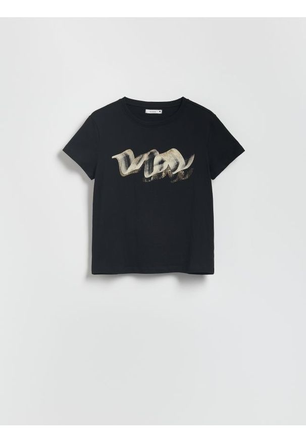 Reserved - T-shirt z połyskującym nadrukiem - czarny. Kolor: czarny. Materiał: bawełna, dzianina. Wzór: nadruk