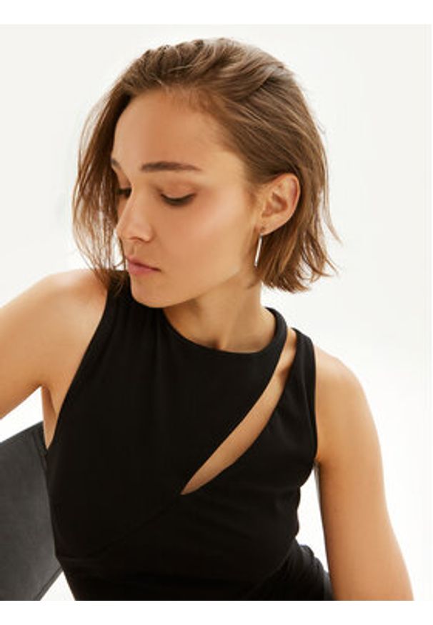 Calvin Klein Kolczyki 35000643 Srebrny. Materiał: metalowe. Kolor: srebrny