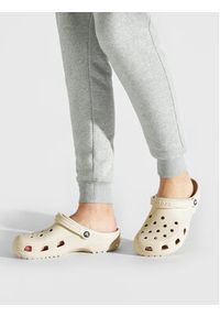 Crocs Klapki Classic 10001 Beżowy. Kolor: beżowy