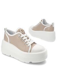 Beżowe Sneakersy Carinii Stylowe Obuwie Damskie Na Platformie. Kolor: biały, beżowy. Materiał: skóra. Obcas: na platformie. Styl: elegancki #7