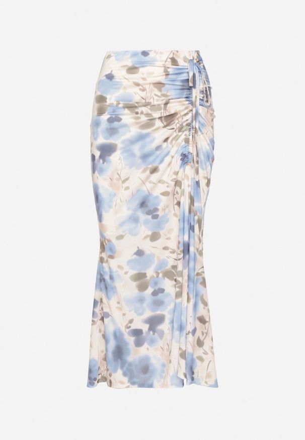 Born2be - Jasnoniebieska Spódnica w Kwiaty z Marszczeniem i Rozcięciem na Nogę Atessira. Okazja: na spacer, na co dzień. Kolor: niebieski. Wzór: kwiaty. Sezon: wiosna. Styl: casual, klasyczny