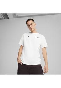 Puma - Męska koszulka F1® ESS+ o luźnym kroju z grafiką PUMA White. Kolor: biały