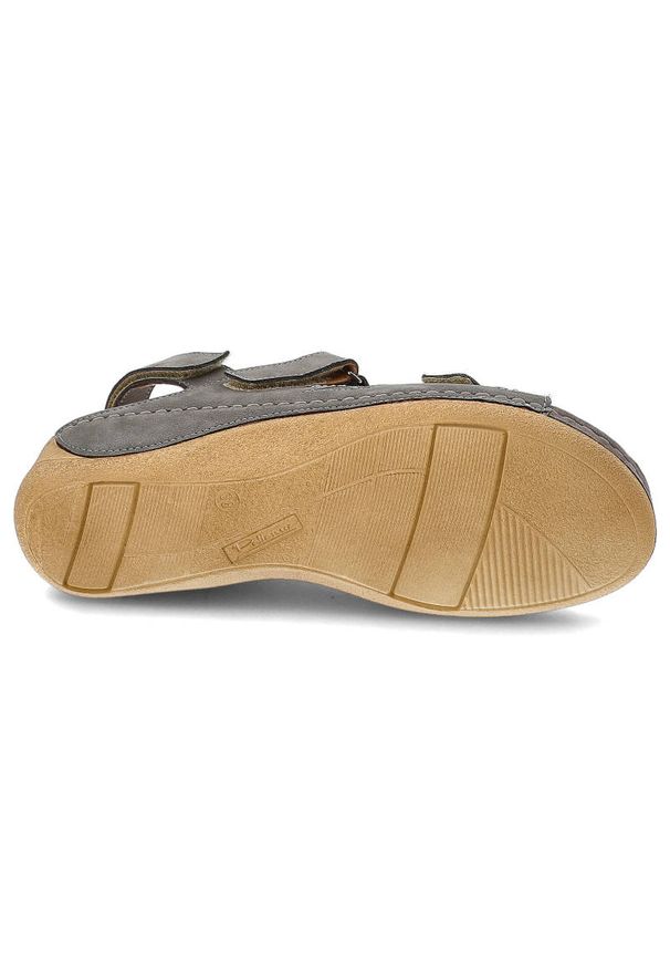 Szare Sandały Pollonus Wygodne Skórzane Buty Damskie. Okazja: na co dzień. Zapięcie: rzepy. Kolor: szary. Materiał: skóra. Sezon: lato. Styl: casual, elegancki