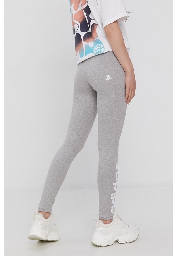 Adidas - adidas Legginsy GL0638 damskie kolor szary melanżowe. Stan: podwyższony. Kolor: szary. Materiał: bawełna, dzianina. Wzór: melanż