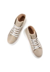 DAMISS - Beżowe Sneakersy Damiss Modne Obuwie Damskie. Okazja: na spacer, na co dzień. Kolor: beżowy. Materiał: materiał. Sport: turystyka piesza #10