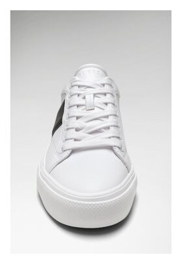 Guess Sneakersy 182996 Biały. Kolor: biały