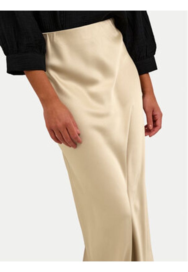 Kaffe Spódnica maxi Lotte 10508853 Beżowy Regular Fit. Kolor: beżowy. Materiał: satyna, syntetyk
