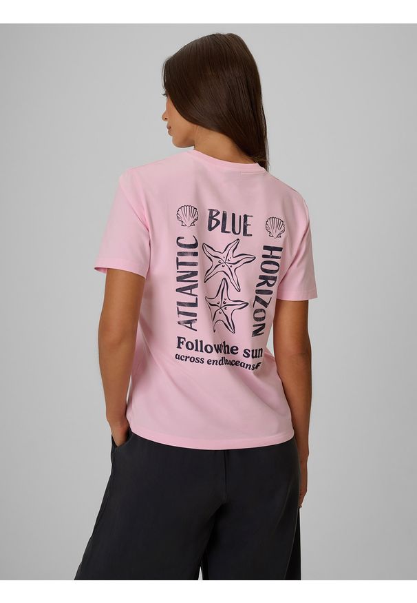 4f - 4F T-shirt relaxed z nadrukiem damski - różowy XS. Okazja: na co dzień. Kolor: różowy. Materiał: materiał, bawełna, dzianina. Wzór: nadruk. Styl: sportowy, klasyczny, elegancki, casual