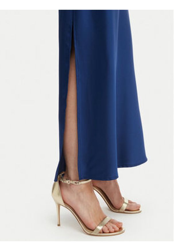 Rinascimento Sukienka wieczorowa CFC0127548003 Niebieski Regular Fit. Kolor: niebieski. Materiał: syntetyk. Styl: wizytowy