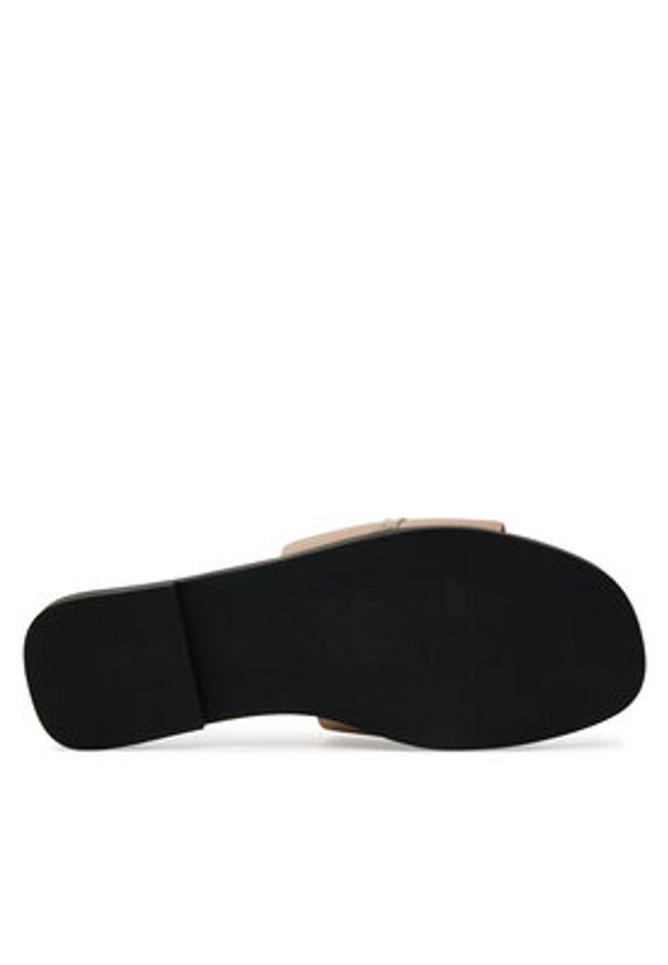 Love Moschino - LOVE MOSCHINO Klapki JA28082G1MIM0131 Beżowy. Kolor: beżowy. Materiał: skóra