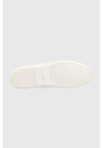 Calvin Klein sneakersy skórzane kolor biały. Nosek buta: okrągły. Zapięcie: sznurówki. Kolor: biały. Materiał: skóra #3