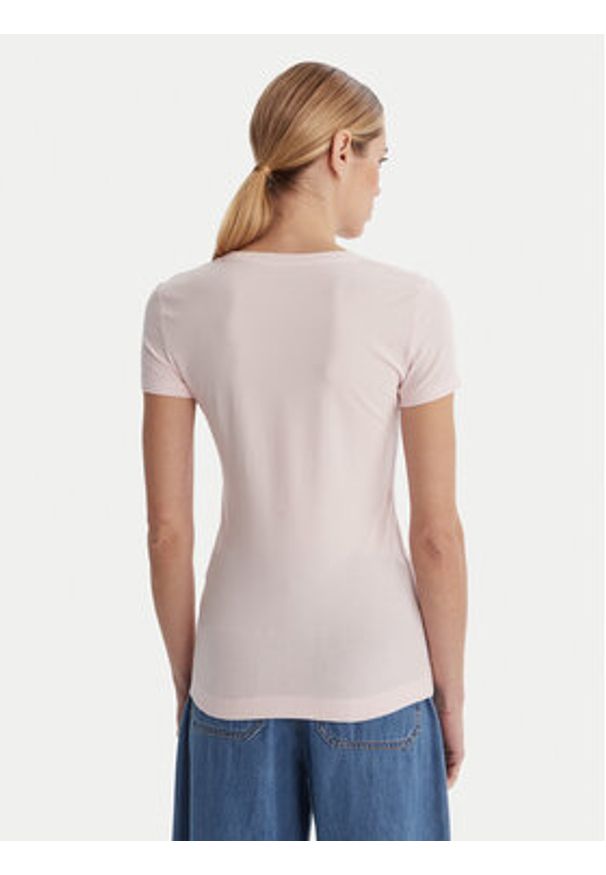 Guess T-Shirt W6RI24 J1314 Różowy Regular Fit. Kolor: różowy. Materiał: bawełna