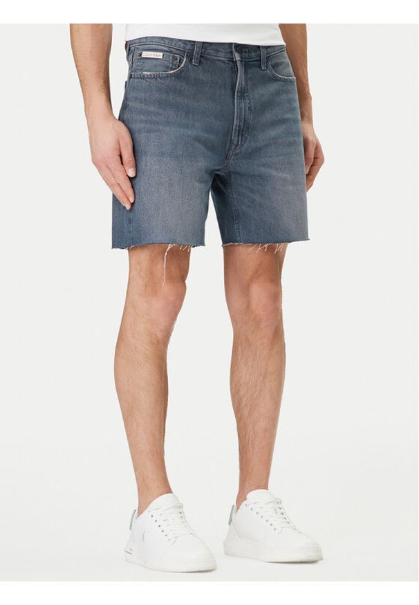 Calvin Klein Jeans Szorty jeansowe Classic LV04RF788G Szary Regular Fit. Kolor: szary. Materiał: bawełna