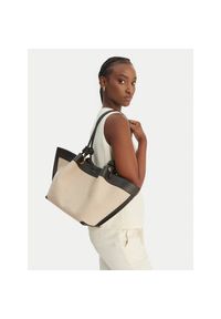 Torebka Coccinelle. Kolor: beżowy #1