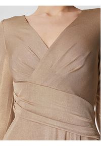 Lauren Ralph Lauren Sukienka koktajlowa 253861563002 Złoty Slim Fit. Kolor: złoty. Materiał: syntetyk. Styl: wizytowy
