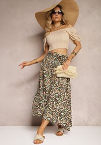 Renee - Czarno-Żółta Wiskozowa Rozkloszowana Spódnica Zapinana na Guziki z Materiałowym Paskiem Oheva. Kolor: czarny. Materiał: wiskoza, materiał. Wzór: kwiaty, nadruk. Sezon: lato, wiosna