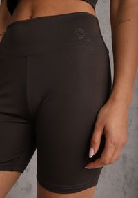 Renee - Brązowe Szorty Kolarki High Waist Marerila. Okazja: na co dzień. Stan: podwyższony. Kolor: brązowy. Długość: krótkie. Styl: sportowy, casual #5