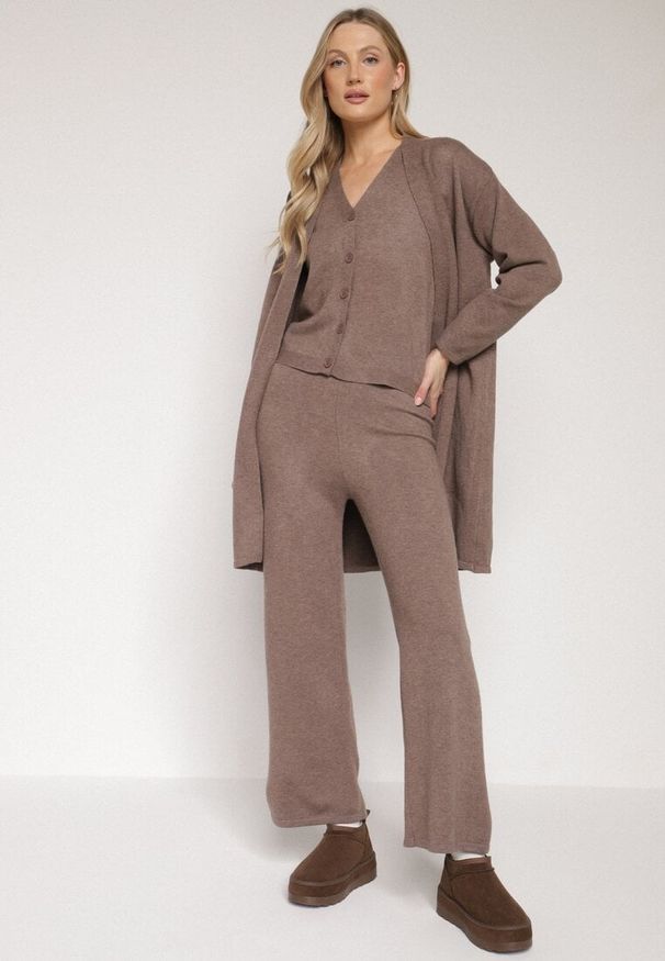 Born2be - Brązowy Komplet z Dzianiny z Wełną Spodnie Kardigan i Kamizelka na Guziki Meviseffa. Kolor: brązowy. Materiał: wełna, dzianina