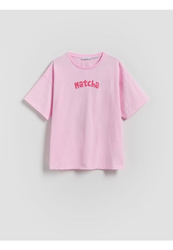Reserved - T-shirt z nadrukiem na plecach - różowy. Kolor: różowy. Materiał: bawełna. Wzór: nadruk