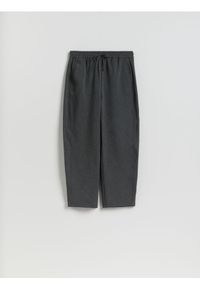 Reserved - Spodnie barrel leg - jasnoszary. Kolor: szary. Materiał: tkanina, wiskoza #1