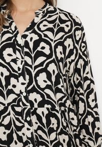 Born2be - Czarno-Biała Sukienka w Ornamentalny Wzór o Koszulowym Fasonie Venleia. Kolor: czarny. Wzór: aplikacja, kwiaty. Typ sukienki: koszulowe #6
