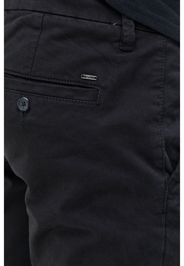 Only & Sons spodnie męskie kolor czarny dopasowane. Kolor: czarny. Materiał: tkanina