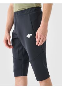 4f - 4F Spodenki treningowe męskie - czarne XXL. Kolor: czarny. Materiał: dzianina, włókno, syntetyk, materiał, elastan. Długość: krótkie. Wzór: gładki, ze splotem, jednolity. Sport: fitness