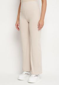 Born2be - Beżowe Legginsy Dzwony z Wysokim Stanem i Szeroką Gumką w Talii Idoreia. Okazja: na co dzień. Stan: podwyższony. Kolor: beżowy. Styl: casual, elegancki