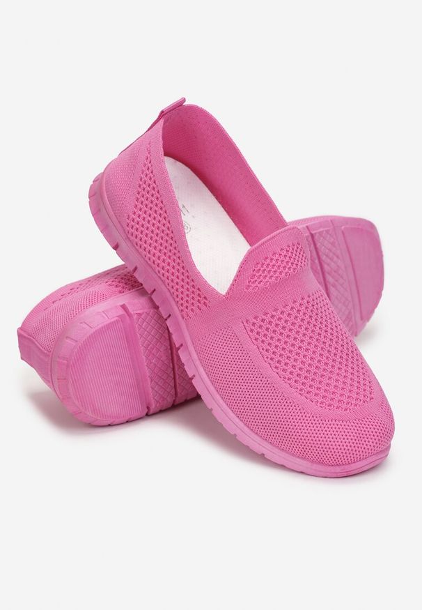 Born2be - Fuksjowe Tenisówki Dubost. Okazja: na co dzień. Zapięcie: bez zapięcia. Kolor: różowy. Materiał: materiał. Obcas: na płaskiej podeszwie. Styl: casual, sportowy