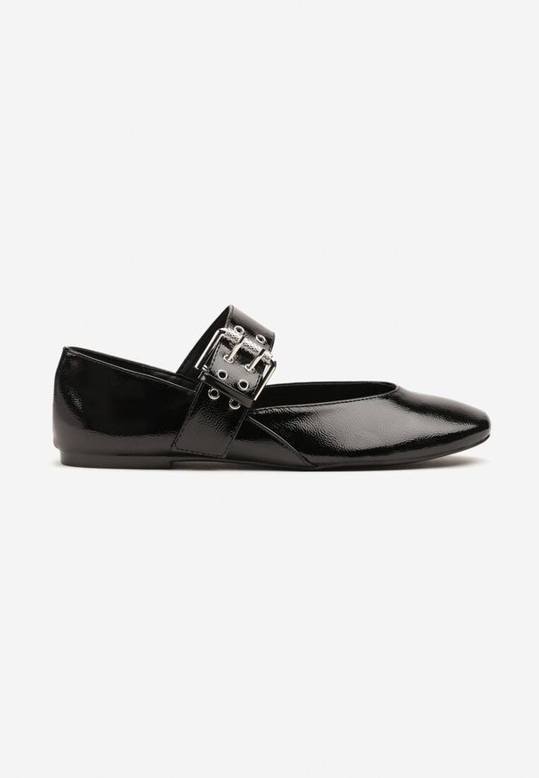 Born2be - Czarne Balerinki Lakierowane z Ozdobną Dużą Klamrą i Paskiem Grelita. Zapięcie: klamry. Kolor: czarny. Materiał: lakier. Styl: elegancki